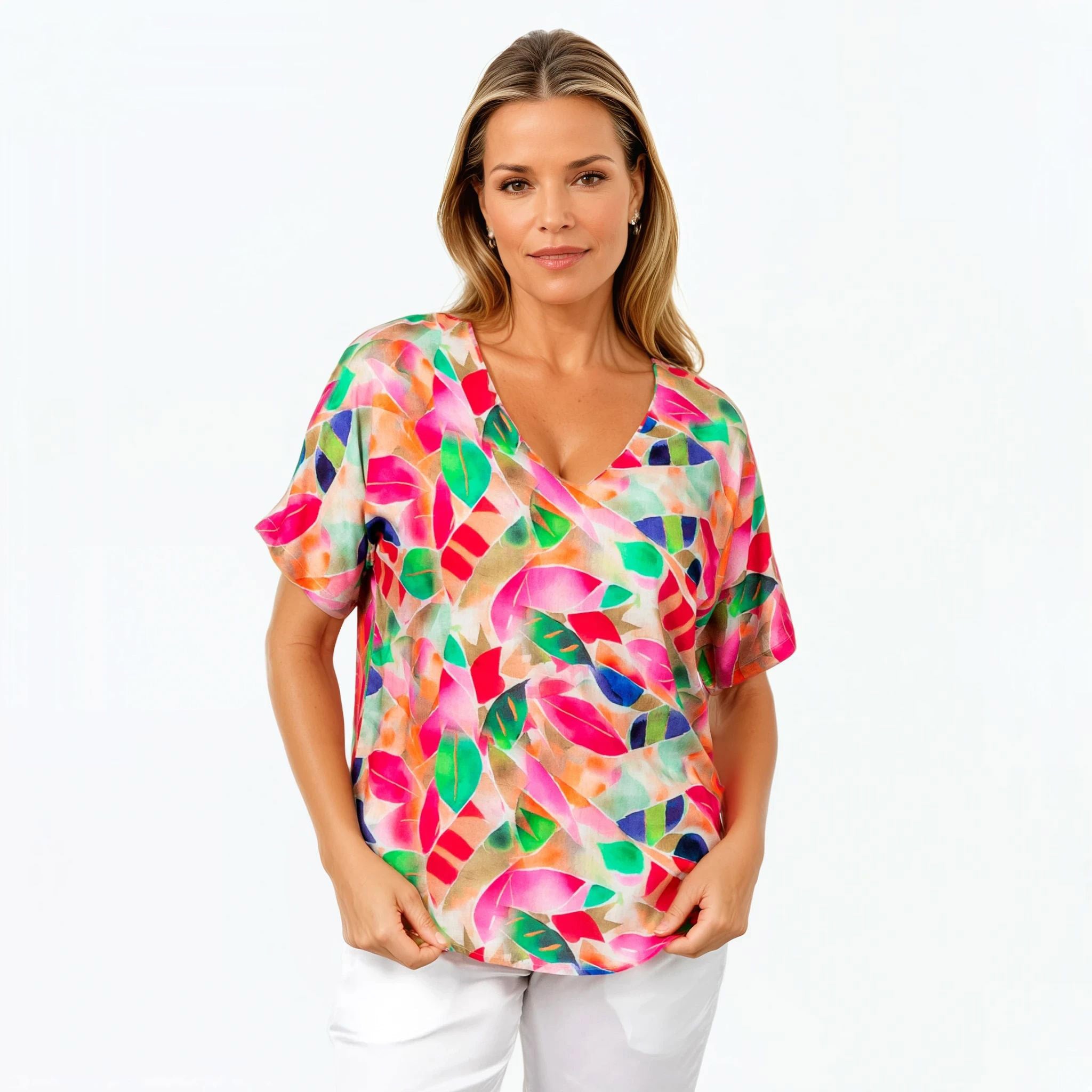 claire Powell t-shirt in la-peach print