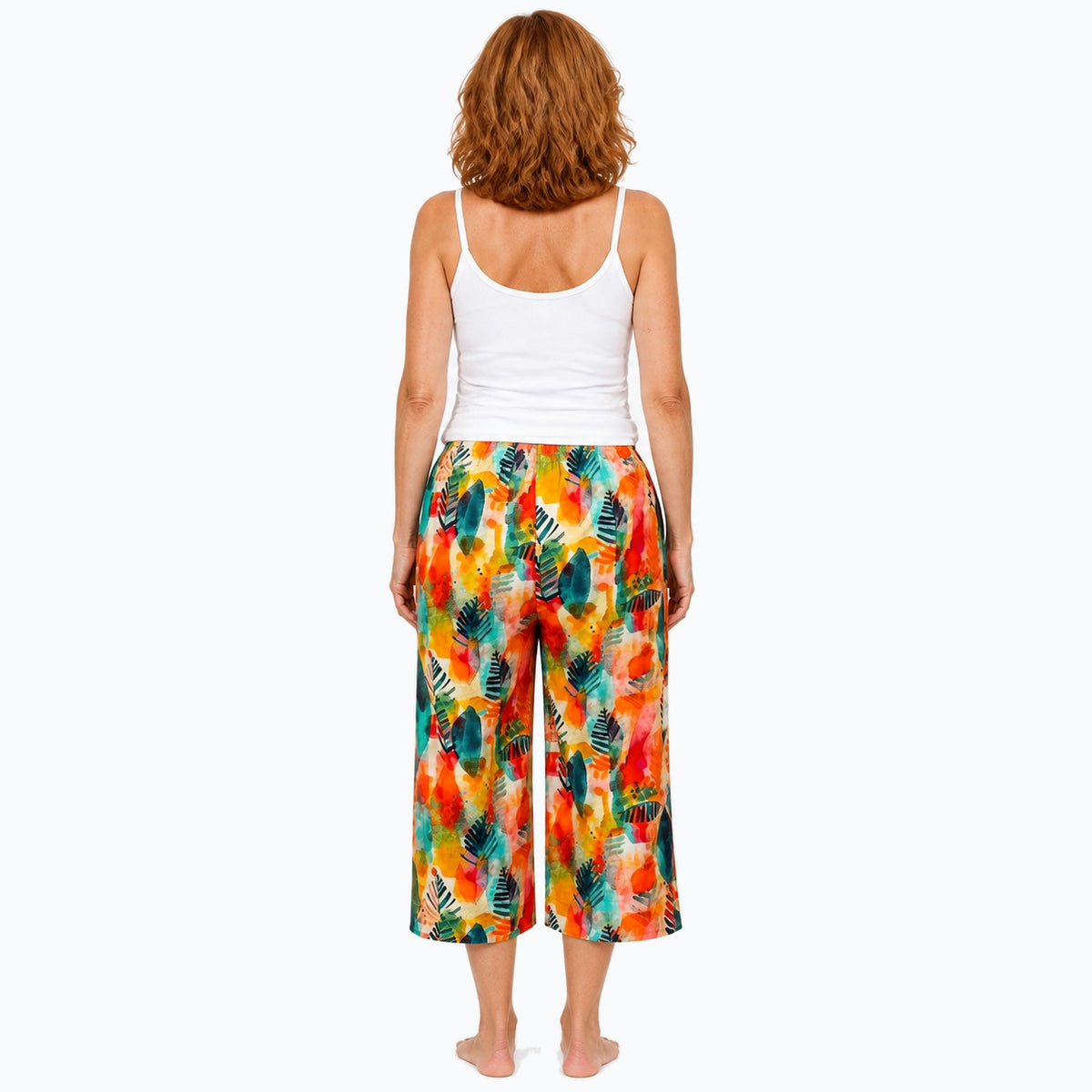 Woman wearing the Claire Powell Tropicana Cotton 7/8 Pants, back view